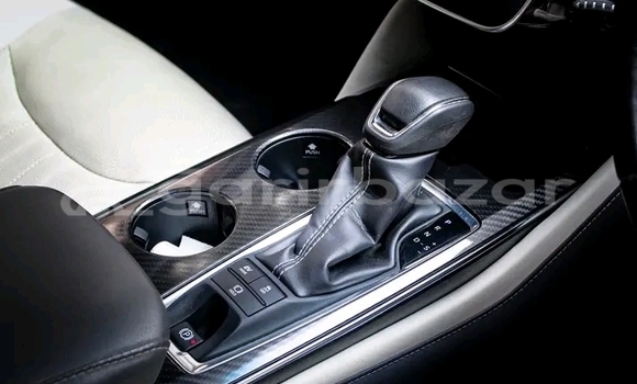 কেনা ব্যবহৃত Toyota Crown White গাড়ী মধ্যে বান্দরবান মধ্যে Bandarban কেনা ব্যবহৃত Toyota Crown White গাড়ী মধ্যে বান্দরবান মধ্যে Bandarban