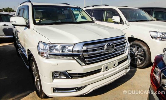 Buy Import 2016 Toyota Land Cruiser in Import - Dubai, Bandarban Buy Import 2016 Toyota Land Cruiser in Import - Dubai, Bandarban