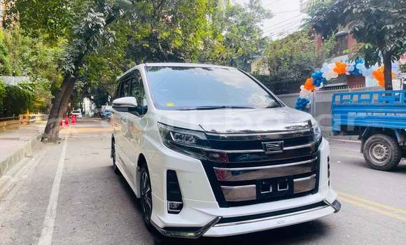 Buy Used 2019 Toyota Noah in Dhaka, Dhaka Buy Used 2019 Toyota Noah in Dhaka, Dhaka