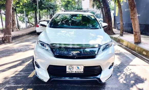 Buy Used 2019 Toyota Harrier in Dhaka, Dhaka Buy Used 2019 Toyota Harrier in Dhaka, Dhaka