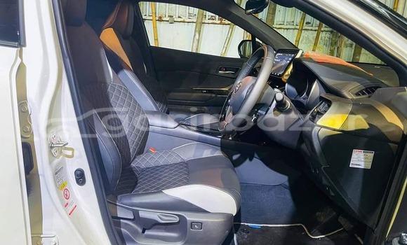 Buy Used 2019 Toyota C-HR in Dhaka, Dhaka Buy Used 2019 Toyota C-HR in Dhaka, Dhaka