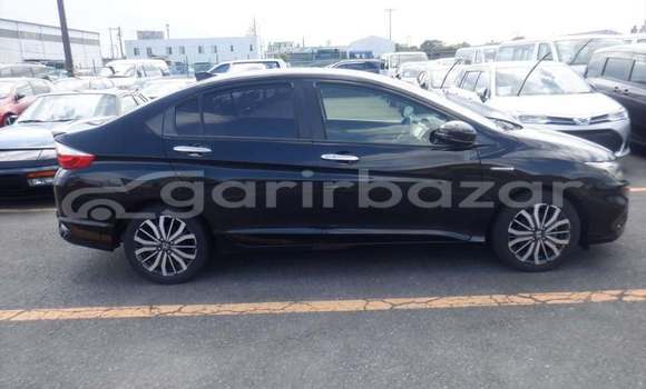 Buy Used 2019 Honda Grace in Dhaka, Dhaka Buy Used 2019 Honda Grace in Dhaka, Dhaka