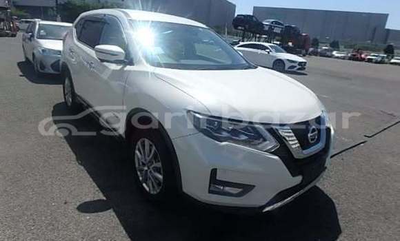 Buy Used 2019 Nissan X-Trail in Dhaka, Dhaka Buy Used 2019 Nissan X-Trail in Dhaka, Dhaka
