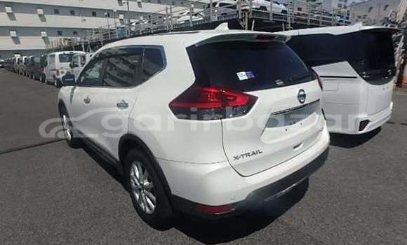 Buy Used 2019 Nissan X-Trail in Dhaka, Dhaka Buy Used 2019 Nissan X-Trail in Dhaka, Dhaka