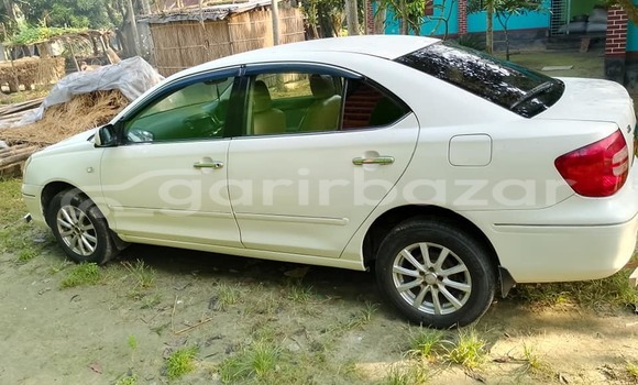 কিনুন ব্যবহৃত Toyota গাড়ী কিনুন ব্যবহৃত Toyota গাড়ী