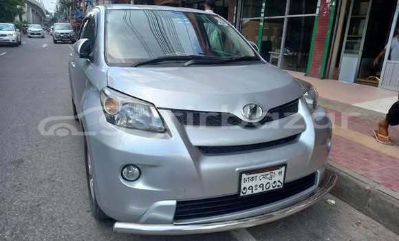 কিনুন ব্যবহৃত Toyota গাড়ী কিনুন ব্যবহৃত Toyota গাড়ী