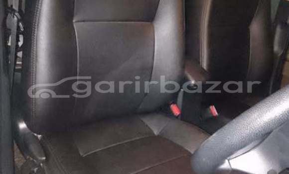 কিনুন ব্যবহৃত Toyota গাড়ী কিনুন ব্যবহৃত Toyota গাড়ী