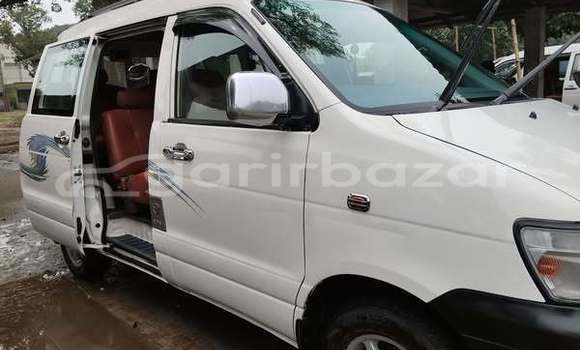 কিনুন ব্যবহৃত Toyota গাড়ী কিনুন ব্যবহৃত Toyota গাড়ী