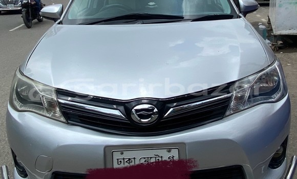 কিনুন ব্যবহৃত Toyota গাড়ী