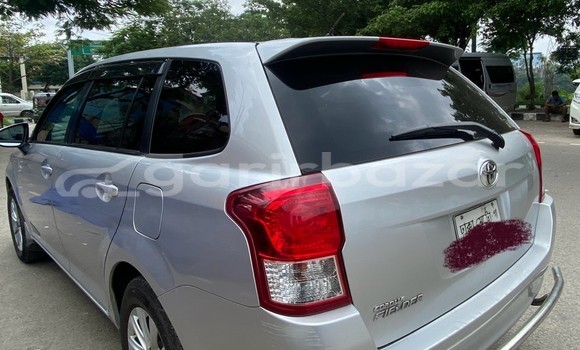 কিনুন ব্যবহৃত Toyota গাড়ী কিনুন ব্যবহৃত Toyota গাড়ী