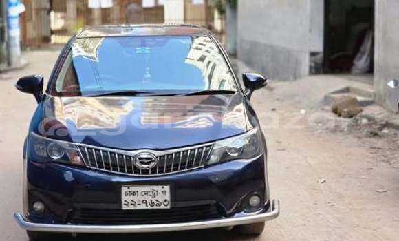 কিনুন ব্যবহৃত Toyota গাড়ী কিনুন ব্যবহৃত Toyota গাড়ী
