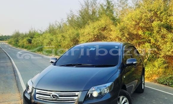 কিনুন ব্যবহৃত Toyota গাড়ী কিনুন ব্যবহৃত Toyota গাড়ী