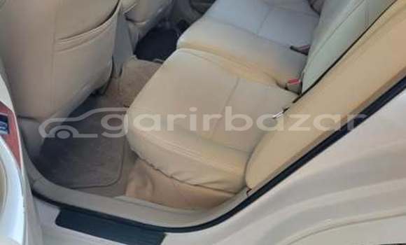 কিনুন ব্যবহৃত Toyota গাড়ী কিনুন ব্যবহৃত Toyota গাড়ী