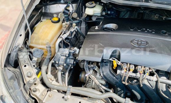 কিনুন ব্যবহৃত Toyota গাড়ী কিনুন ব্যবহৃত Toyota গাড়ী