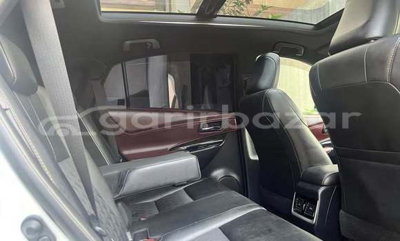 Buy Used 2022 Toyota Harrier in Dhamrai, Dhaka Buy Used 2022 Toyota Harrier in Dhamrai, Dhaka