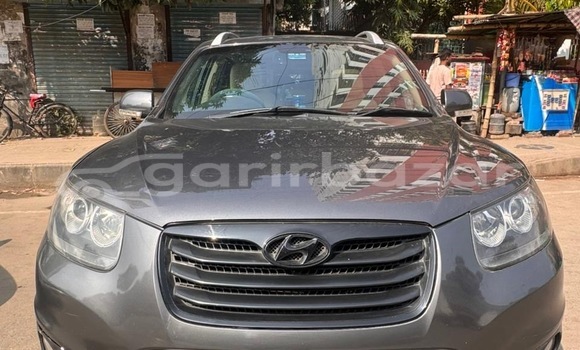 Buy Used 2011 Hyundai Santa Fe in Dhaka, Dhaka