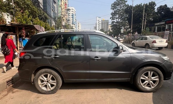 Buy Used 2011 Hyundai Santa Fe in Dhaka, Dhaka Buy Used 2011 Hyundai Santa Fe in Dhaka, Dhaka