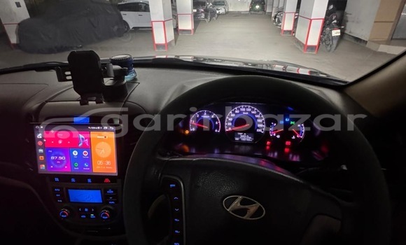 Buy Used 2011 Hyundai Santa Fe in Dhaka, Dhaka Buy Used 2011 Hyundai Santa Fe in Dhaka, Dhaka