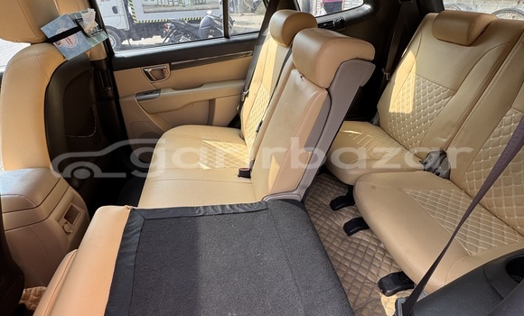 Buy Used 2011 Hyundai Santa Fe in Dhaka, Dhaka Buy Used 2011 Hyundai Santa Fe in Dhaka, Dhaka