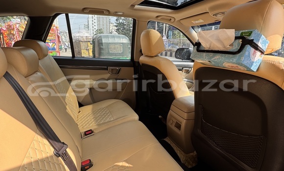 Buy Used 2011 Hyundai Santa Fe in Dhaka, Dhaka Buy Used 2011 Hyundai Santa Fe in Dhaka, Dhaka