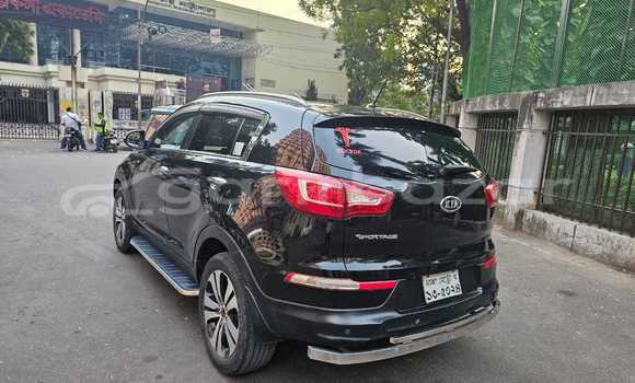 Buy Used 2011 Mercedes-Benz Sportage in Dhaka, Dhaka Buy Used 2011 Mercedes-Benz Sportage in Dhaka, Dhaka
