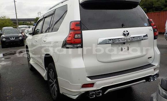 Buy Import 2020 Toyota land cruiser-prado tx-l in Dhaka, Dhaka Buy Import 2020 Toyota land cruiser-prado tx-l in Dhaka, Dhaka
