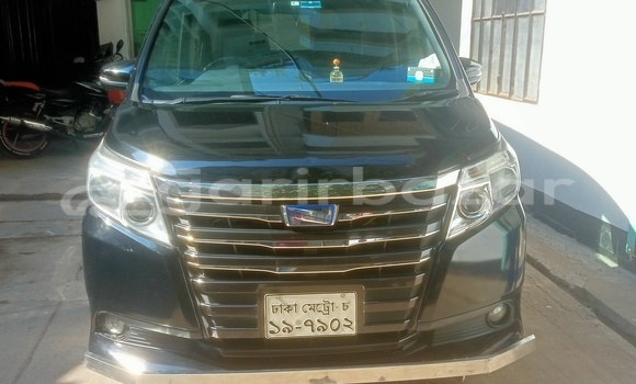 Buy Used 2014 Toyota noah esquire in Chittagong, Chittagong Buy Used 2014 Toyota noah esquire in Chittagong, Chittagong