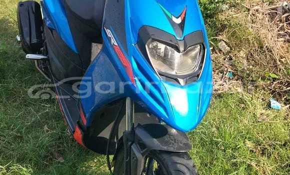 কেনা ব্যবহৃত Aprilia SR Blue সাইকেল মধ্যে ঢাকা মধ্যে Dhaka কেনা ব্যবহৃত Aprilia SR Blue সাইকেল মধ্যে ঢাকা মধ্যে Dhaka