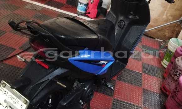 কেনা ব্যবহৃত Aprilia SR Blue সাইকেল মধ্যে ঢাকা মধ্যে Dhaka কেনা ব্যবহৃত Aprilia SR Blue সাইকেল মধ্যে ঢাকা মধ্যে Dhaka
