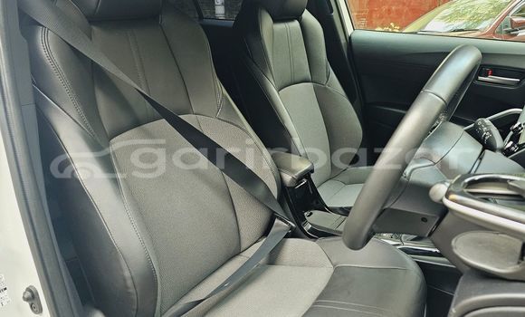 Buy Import 2021 Toyota Corolla Cross in Dhaka, Dhaka Buy Import 2021 Toyota Corolla Cross in Dhaka, Dhaka