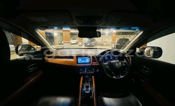 Buy Used 2014 Honda Vezel in Dhaka, Dhaka Buy Used 2014 Honda Vezel in Dhaka, Dhaka