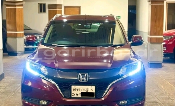 Buy Used 2014 Honda Vezel in Dhaka, Dhaka Buy Used 2014 Honda Vezel in Dhaka, Dhaka
