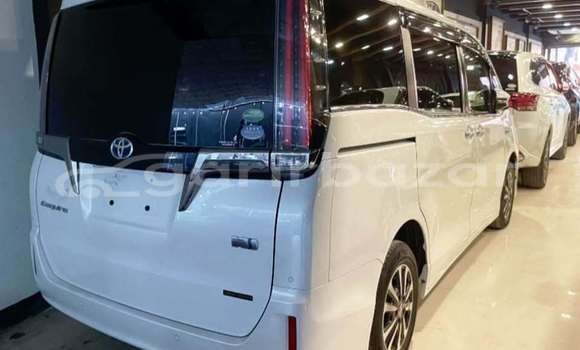 কেনা ব্যবহৃত Toyota Esquire White গাড়ী মধ্যে ঢাকা মধ্যে Dhaka কেনা ব্যবহৃত Toyota Esquire White গাড়ী মধ্যে ঢাকা মধ্যে Dhaka