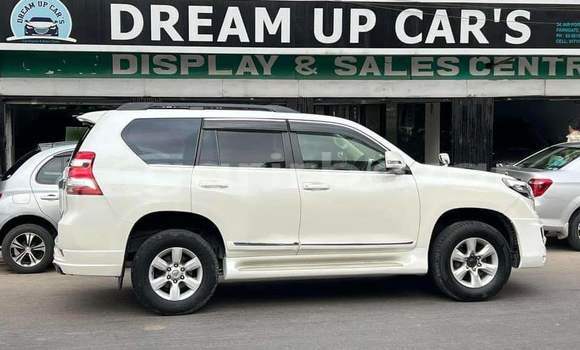 Buy Used 2019 Toyota land cruiser-prado in Dhaka, Dhaka Buy Used 2019 Toyota land cruiser-prado in Dhaka, Dhaka