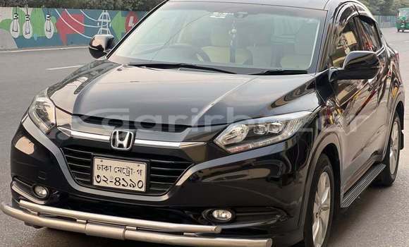 Buy Used 2014 Honda Vezel in Dhaka, Dhaka Buy Used 2014 Honda Vezel in Dhaka, Dhaka