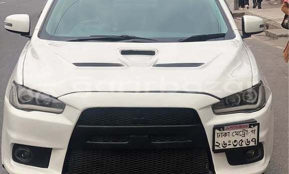 কেনা ব্যবহৃত Mitsubishi Lancer White গাড়ী মধ্যে ঢাকা মধ্যে Dhaka কেনা ব্যবহৃত Mitsubishi Lancer White গাড়ী মধ্যে ঢাকা মধ্যে Dhaka