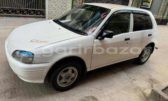 কেনা ব্যবহৃত Toyota starlet White গাড়ী মধ্যে ঢাকা মধ্যে Dhaka কেনা ব্যবহৃত Toyota starlet White গাড়ী মধ্যে ঢাকা মধ্যে Dhaka