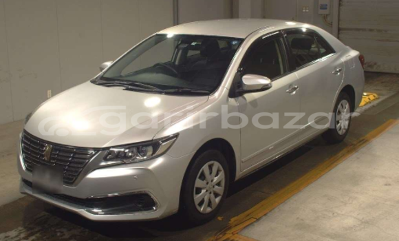 কেনা আমদানি Toyota premio fl pkg Silver গাড়ী মধ্যে ঢাকা মধ্যে Dhaka