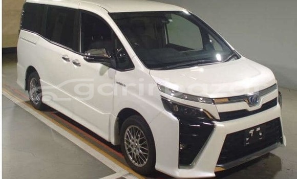 Buy Used 2019 Toyota Voxy in Dhaka, Dhaka Buy Used 2019 Toyota Voxy in Dhaka, Dhaka