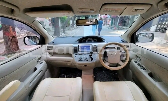 Buy Used Toyota Raum in Bajitpur, Kishorganj Buy Used Toyota Raum in Bajitpur, Kishorganj