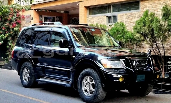 Buy Used Mitsubishi Pajero in Bajitpur, Kishorganj Buy Used Mitsubishi Pajero in Bajitpur, Kishorganj