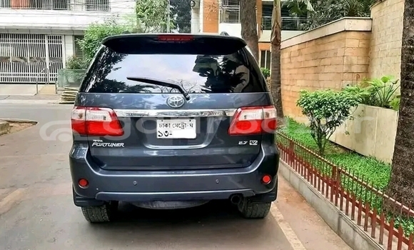 Buy Used Toyota Fortuner in Bajitpur, Kishorganj Buy Used Toyota Fortuner in Bajitpur, Kishorganj