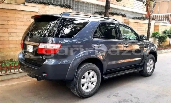Buy Used Toyota Fortuner in Bajitpur, Kishorganj Buy Used Toyota Fortuner in Bajitpur, Kishorganj