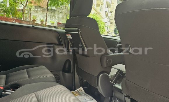 Buy Import 2019 Toyota Noah in Dhaka, Dhaka Buy Import 2019 Toyota Noah in Dhaka, Dhaka