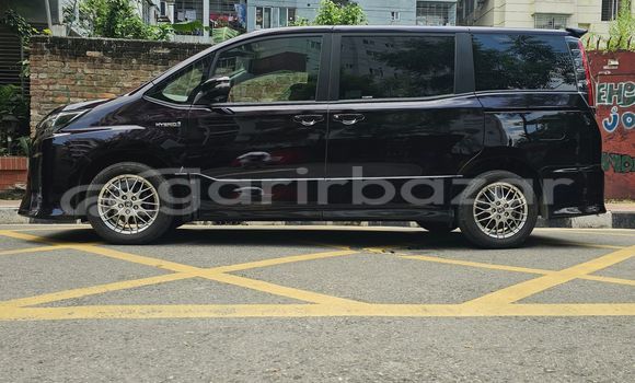 Buy Import 2019 Toyota Noah in Dhaka, Dhaka Buy Import 2019 Toyota Noah in Dhaka, Dhaka