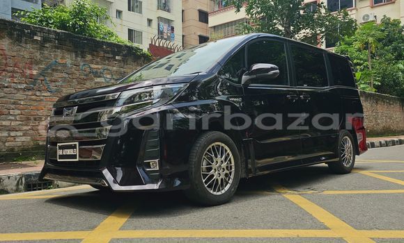 Buy Import 2019 Toyota Noah in Dhaka, Dhaka Buy Import 2019 Toyota Noah in Dhaka, Dhaka