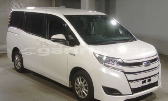 Buy New 2018 Toyota Noah in Chittagong, Chittagong