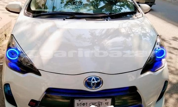 Buy Used 2014 Toyota Aqua in Dhaka, Dhaka Buy Used 2014 Toyota Aqua in Dhaka, Dhaka