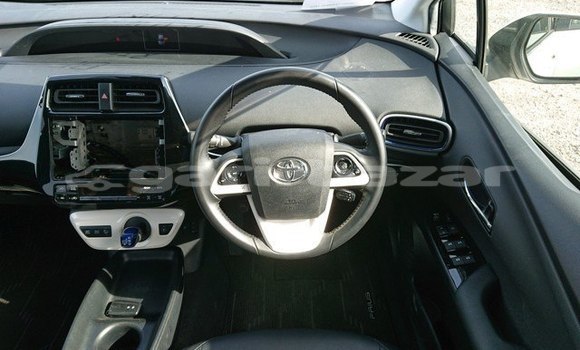 Buy Used 2016 Toyota Prius in Dhaka, Dhaka Buy Used 2016 Toyota Prius in Dhaka, Dhaka