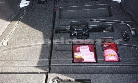 Buy Used 2016 Toyota Prius in Dhaka, Dhaka Buy Used 2016 Toyota Prius in Dhaka, Dhaka